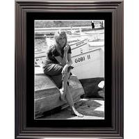 Affiche encadrée Noir et Blanc: St Trop - Bardot - 50x70 cm (Cadre Glascow)
